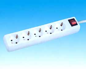 1.5 M 16A/250V 3500W 4-SOCKET EXTENSION LEAD WITH SWITCH